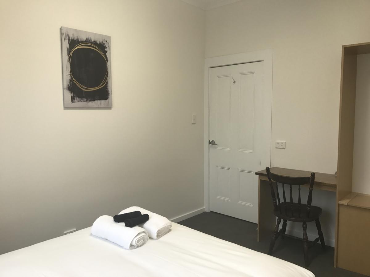 Okeefes Hotel Backpackers Launceston Exterior foto